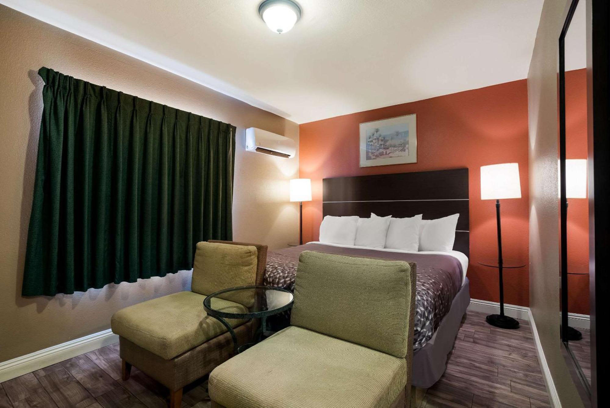 Rodeway Inn Near Coachella Indio Exterior photo